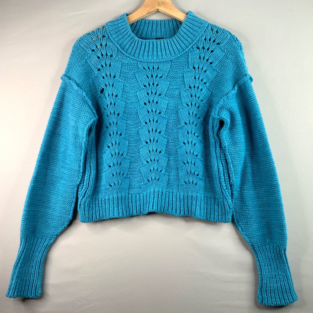 Free People Blue Knit Cable Stitch Cropped Sweater Women's Small - Picture 2 of 9